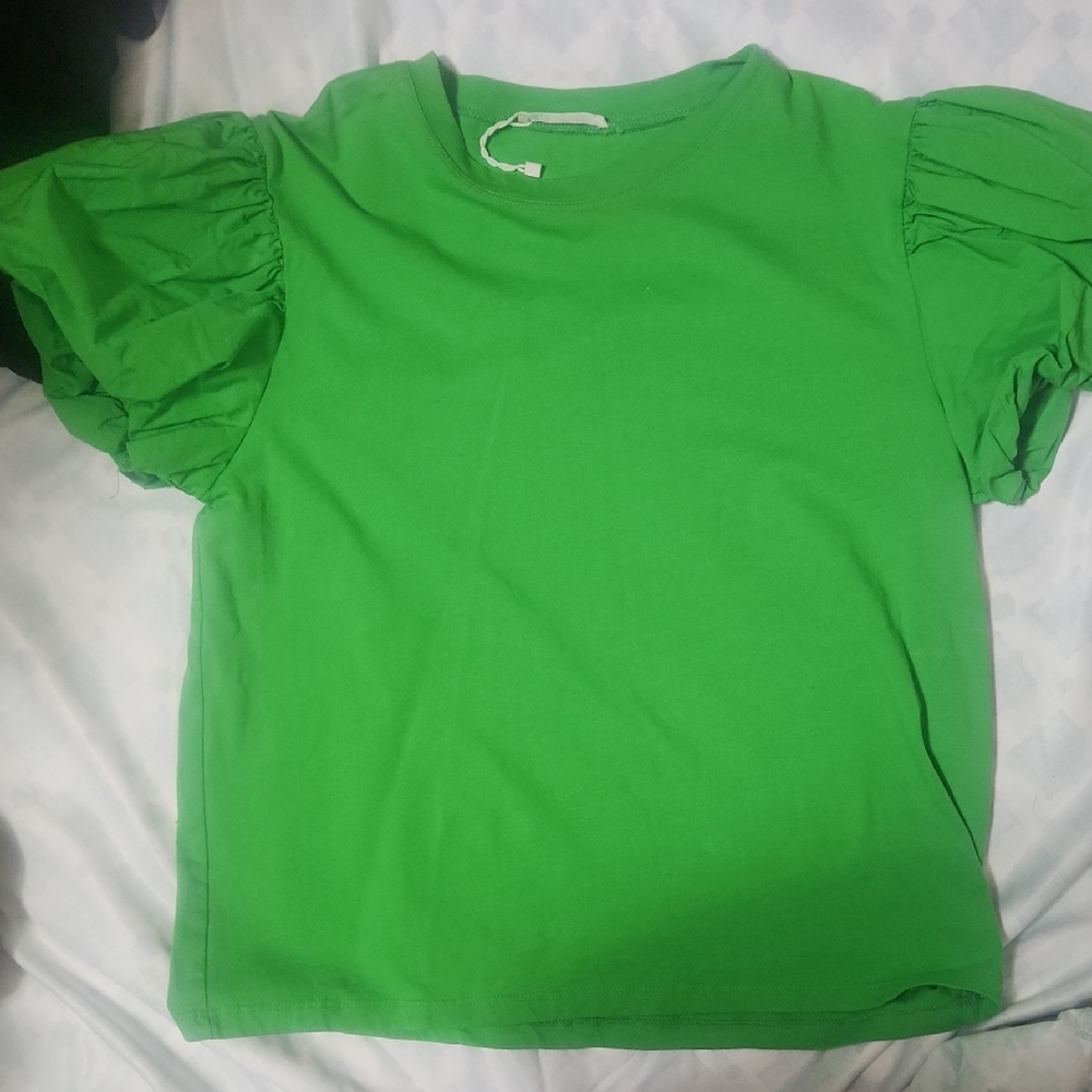 Zara Bright Green Puff Sleeve Tee